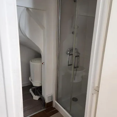 Proche De La Place Wilson